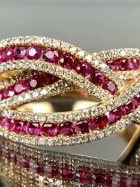 Elegant Gold Ring with Ruby-Red and Diamond Accents
